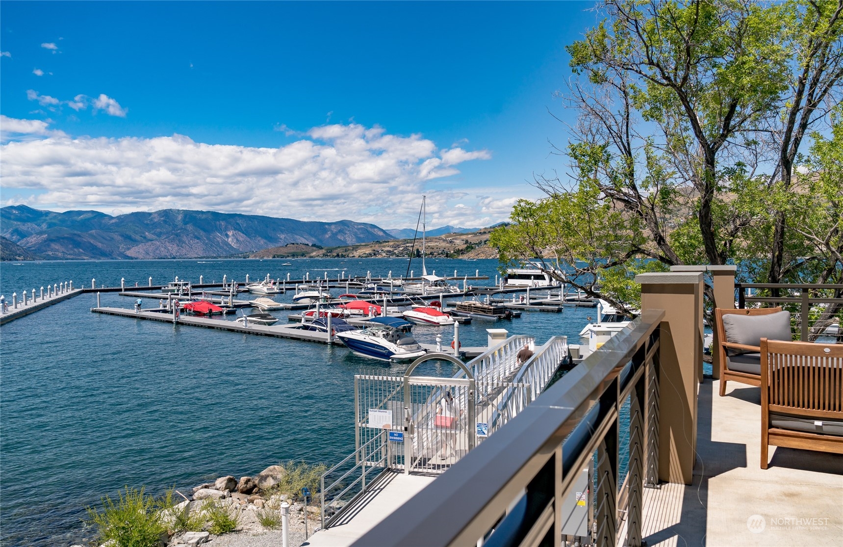 1350 W Woodin Avenue Unit: F18