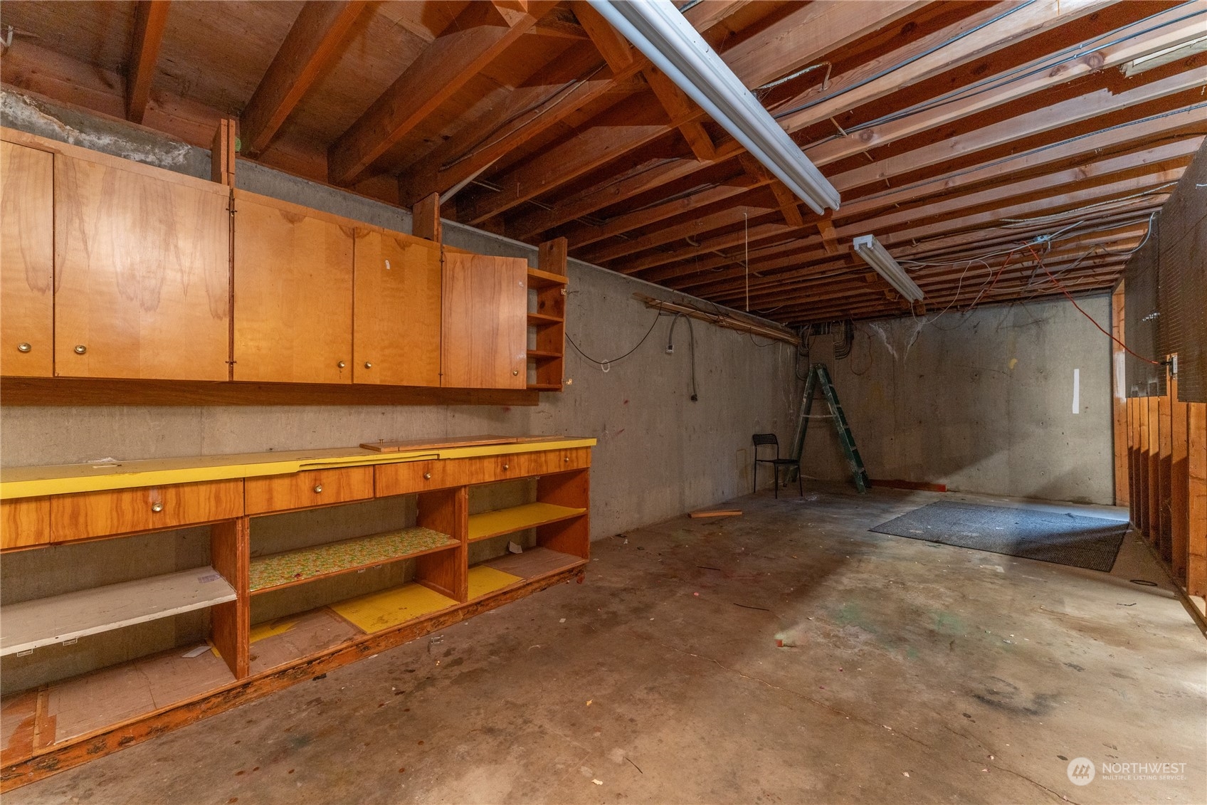 2333 W Prospect Street