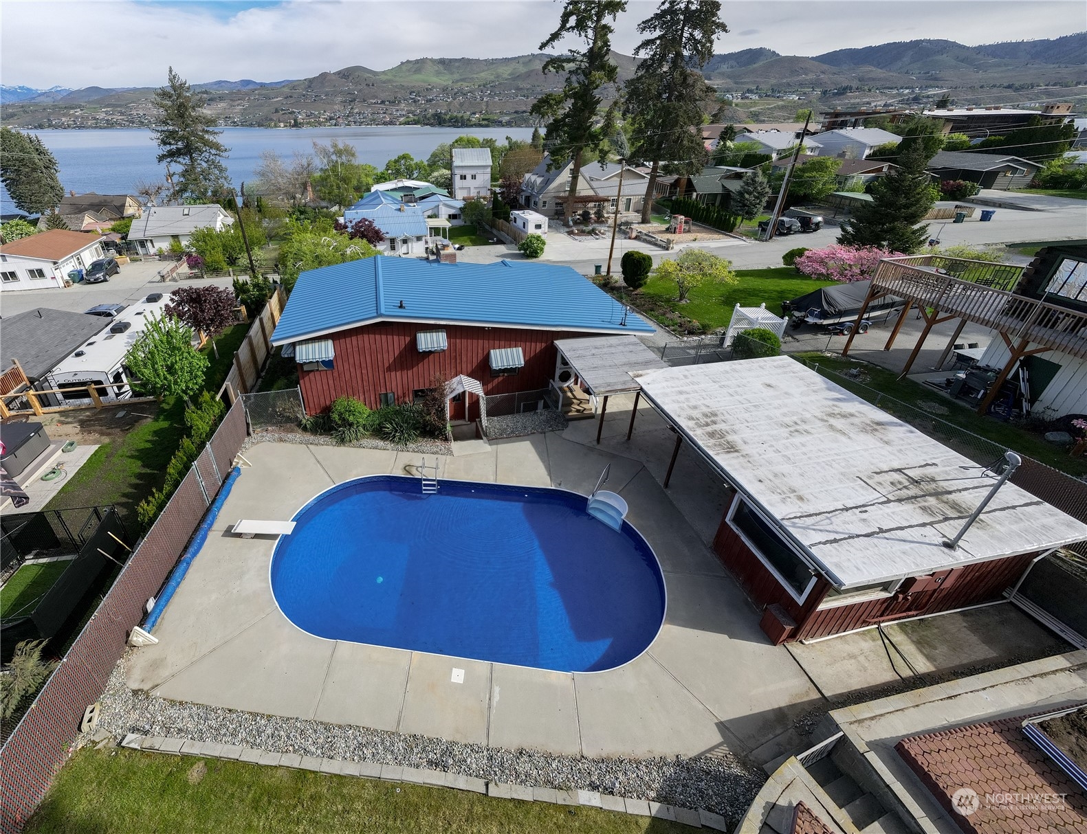 2333 W Prospect Street