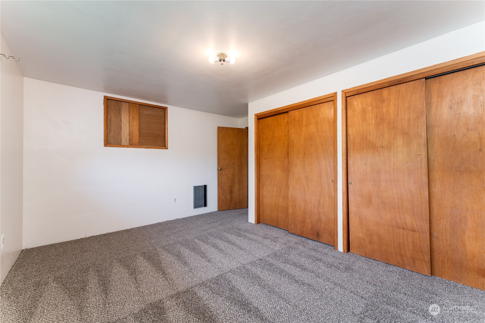 2333 W Prospect Street