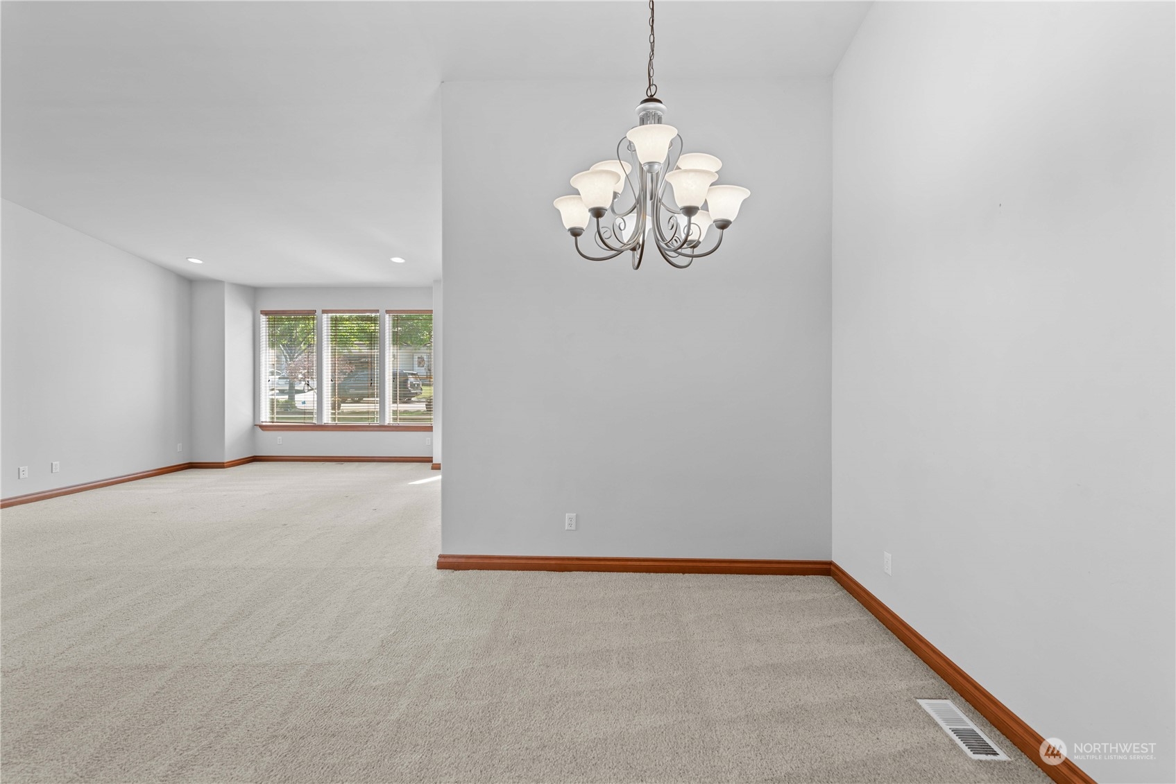 1405 Copper Loop
