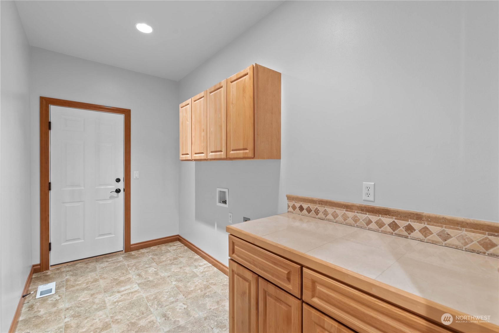 1405 Copper Loop