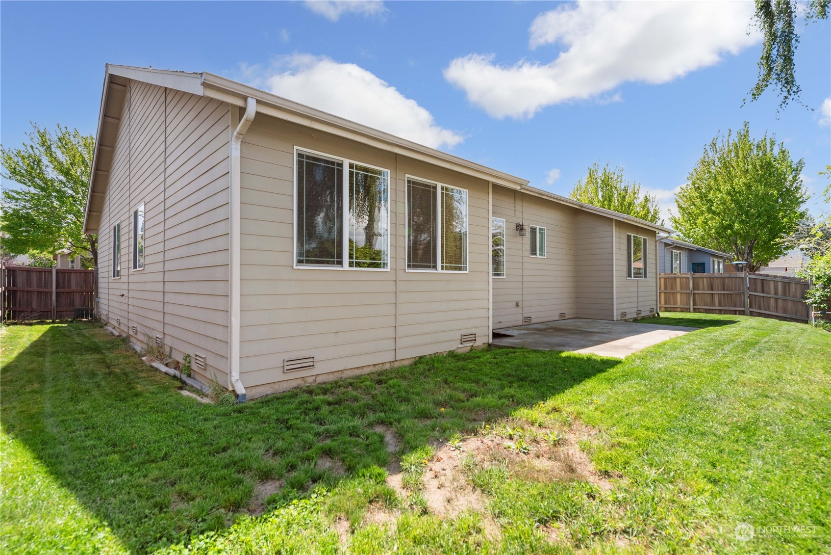 1405 Copper Loop