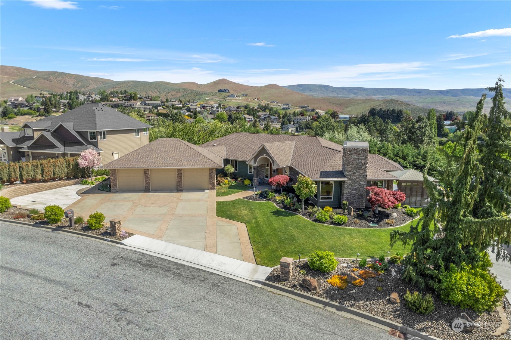 3651 Dianna Way