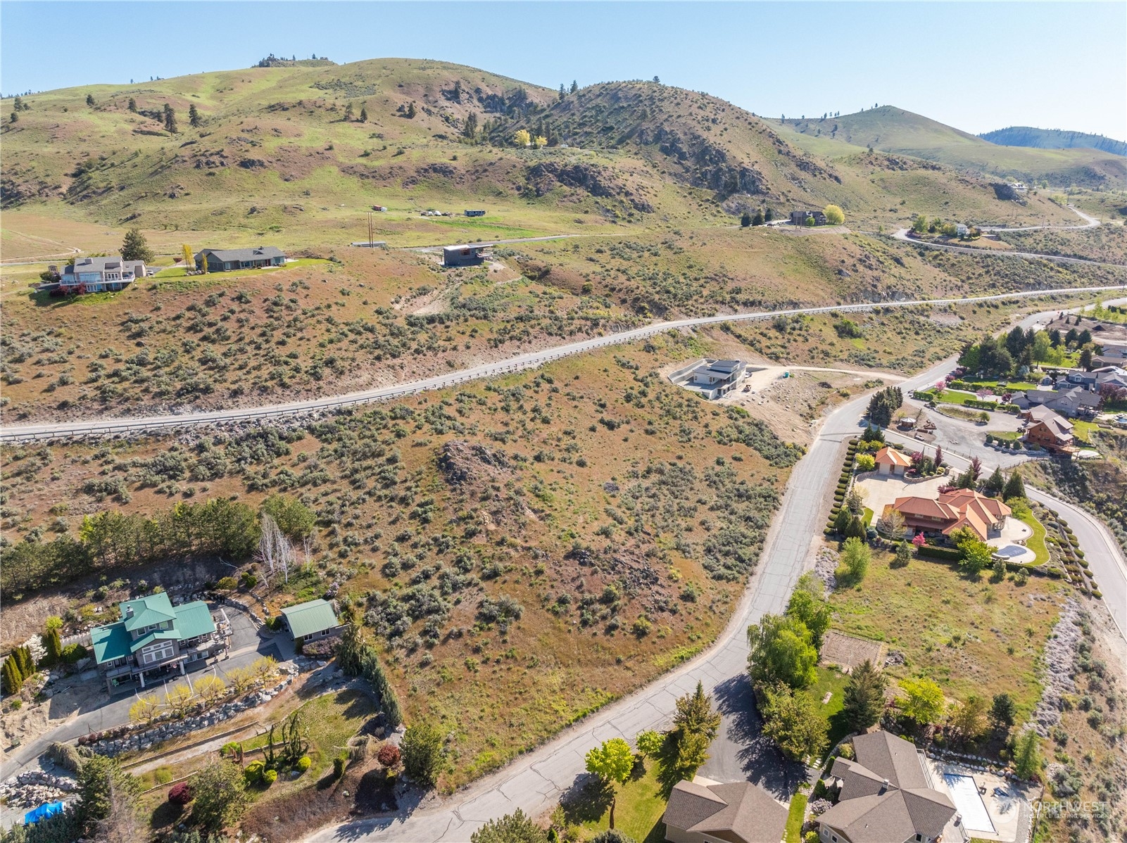 350 Highpoint Lane