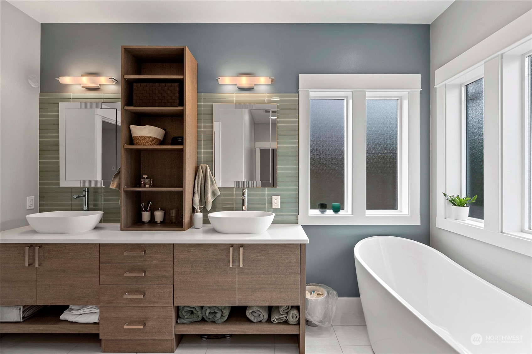 847 Briarwood Terrace