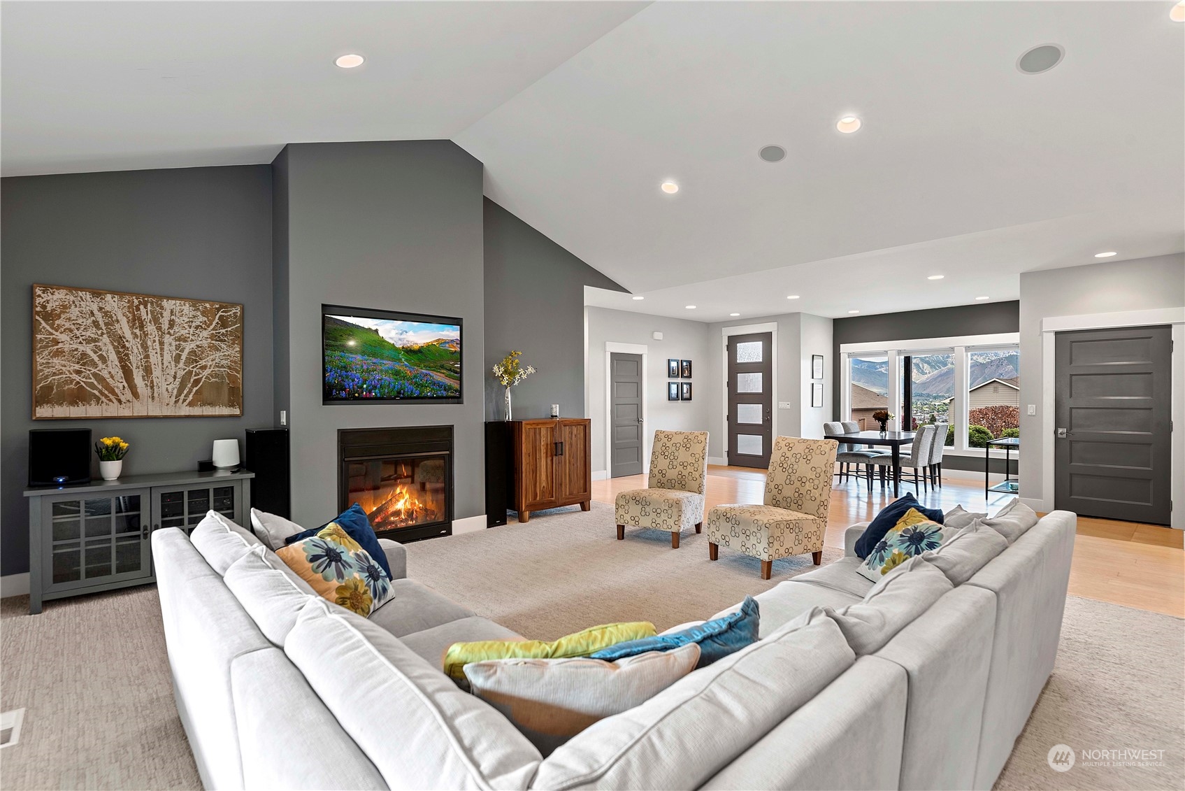 847 Briarwood Terrace