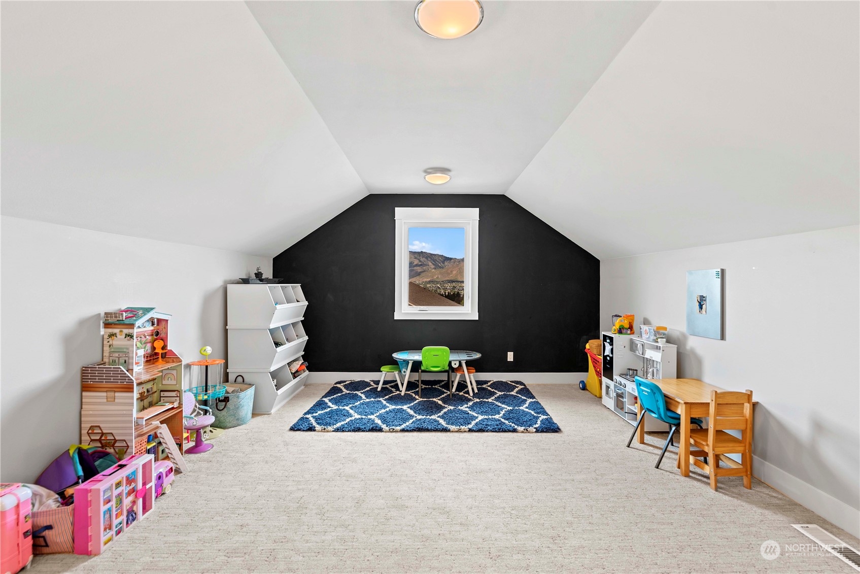 847 Briarwood Terrace