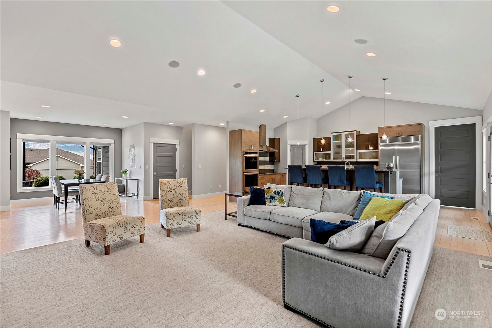 847 Briarwood Terrace