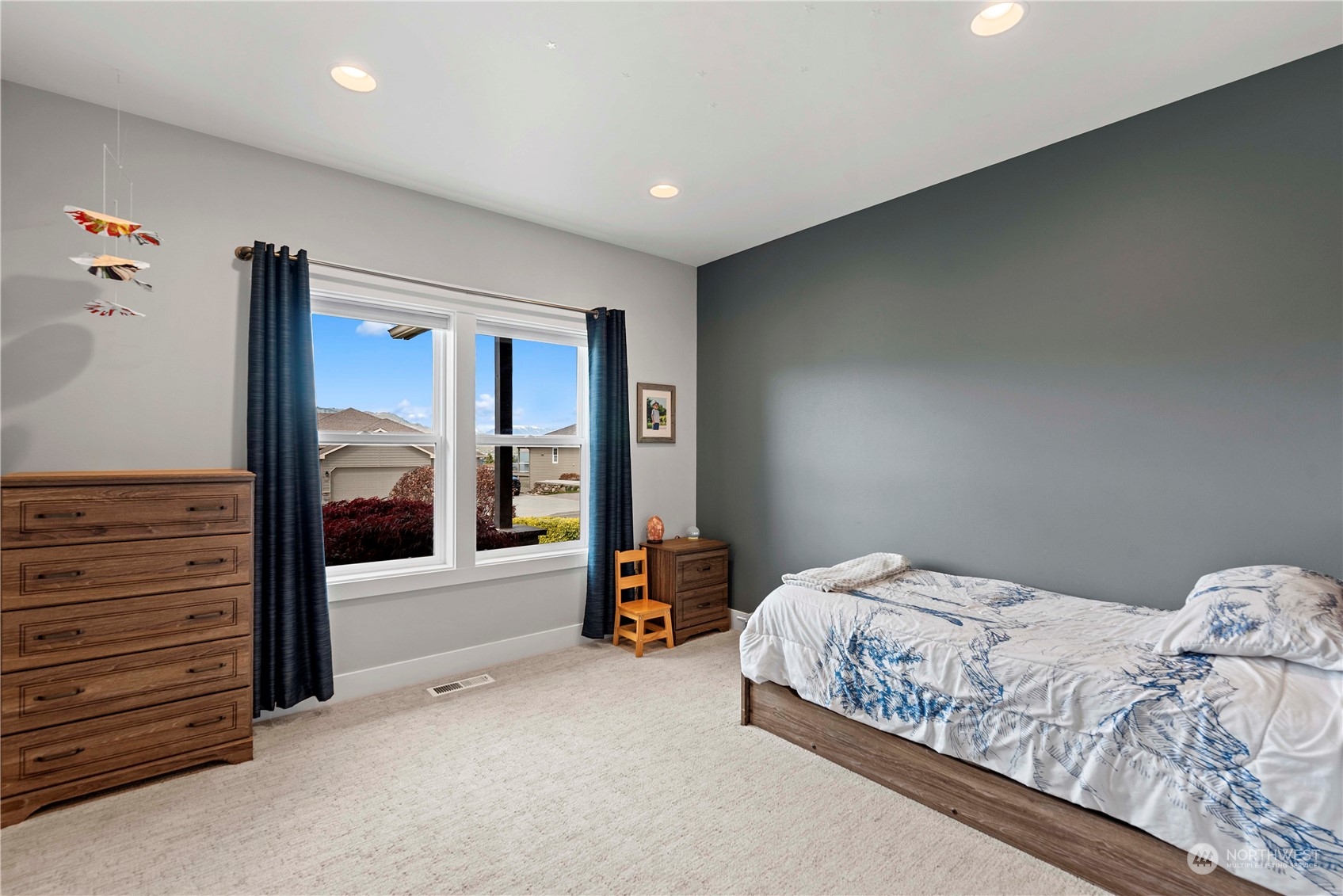 847 Briarwood Terrace