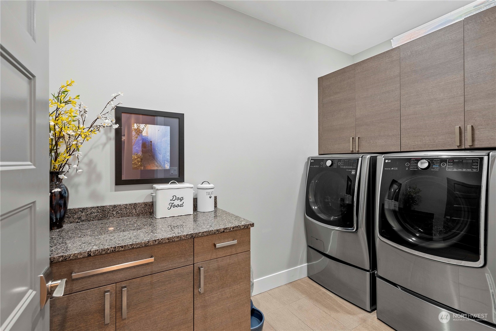 847 Briarwood Terrace