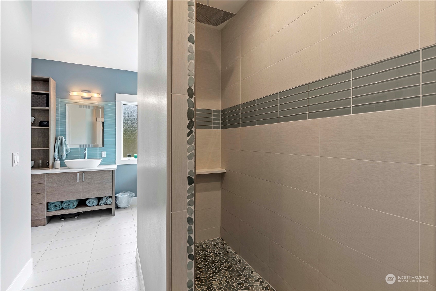 847 Briarwood Terrace