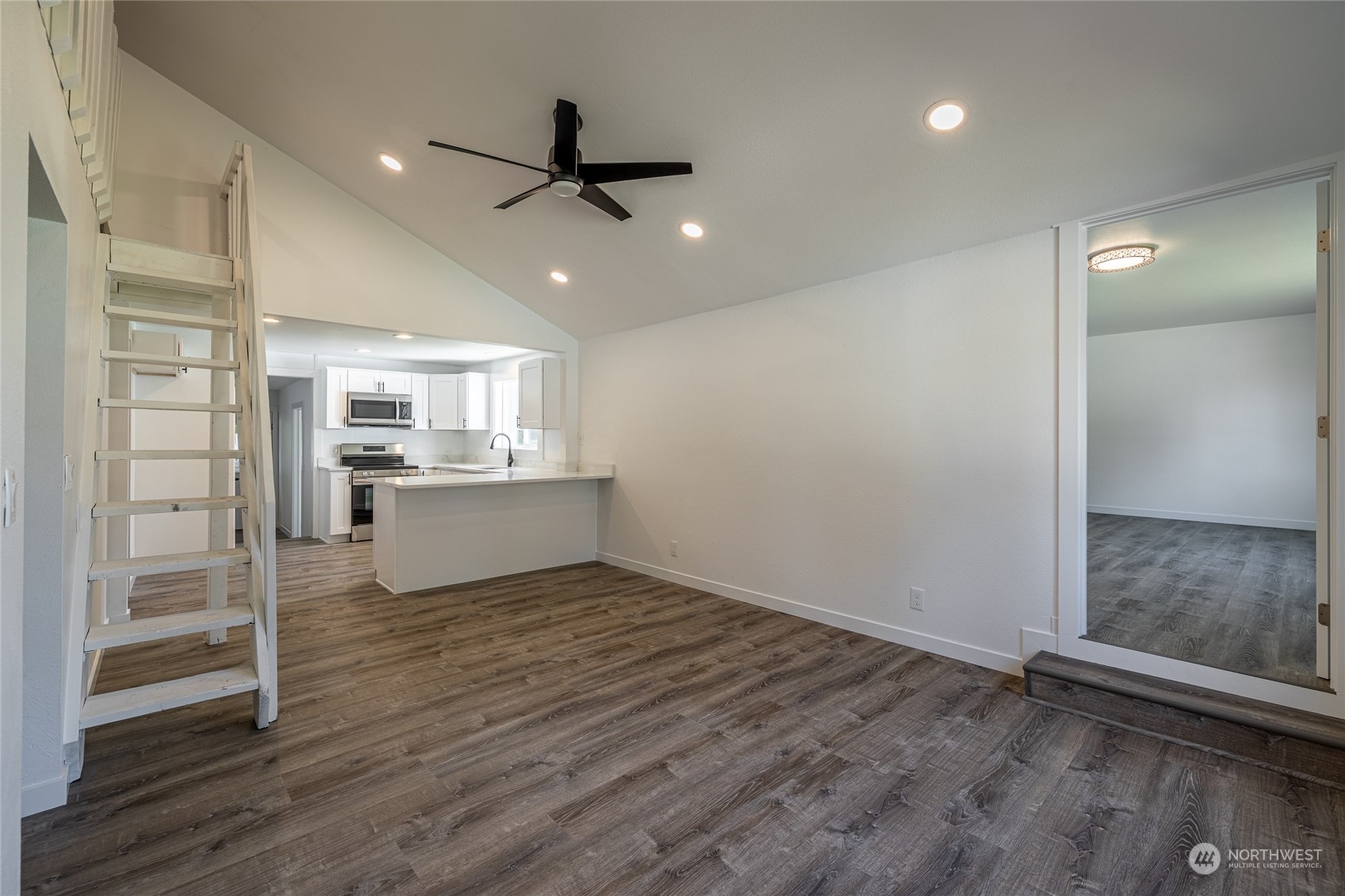 8333 River View Road