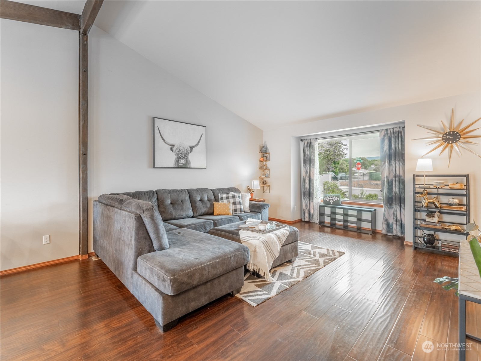 107 NW Porter's Court