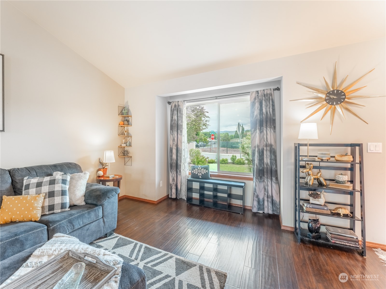 107 NW Porter's Court