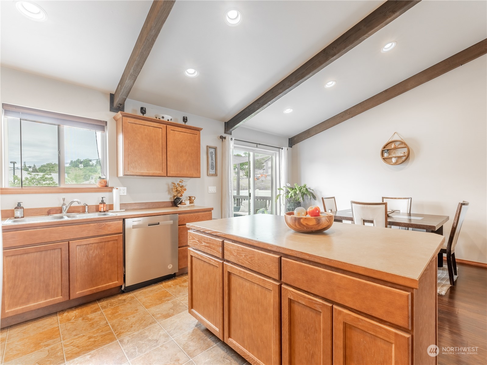 107 NW Porter's Court