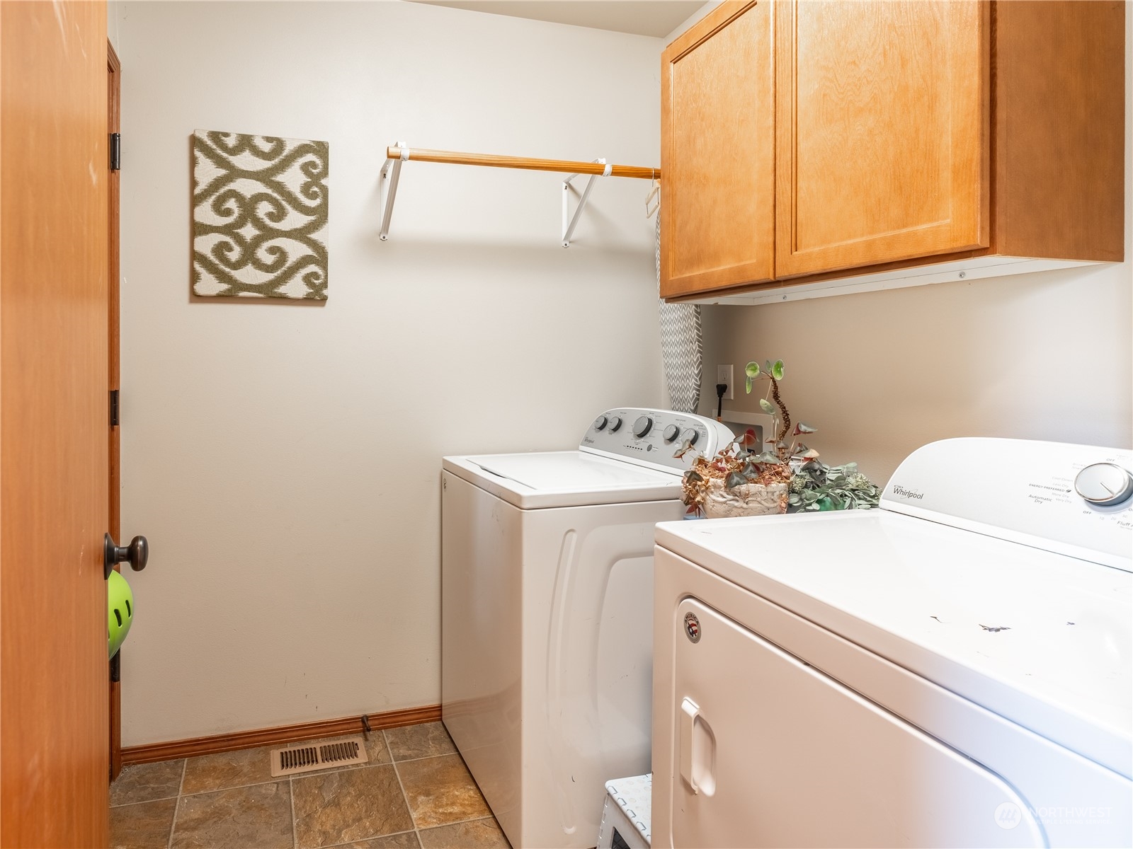 107 NW Porter's Court