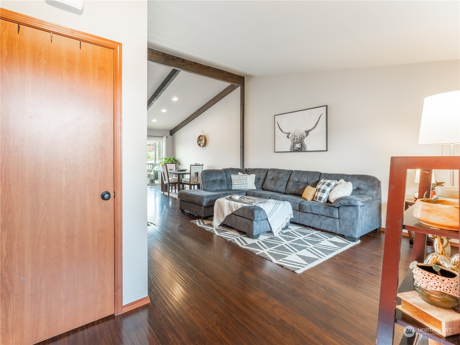 107 NW Porter's Court