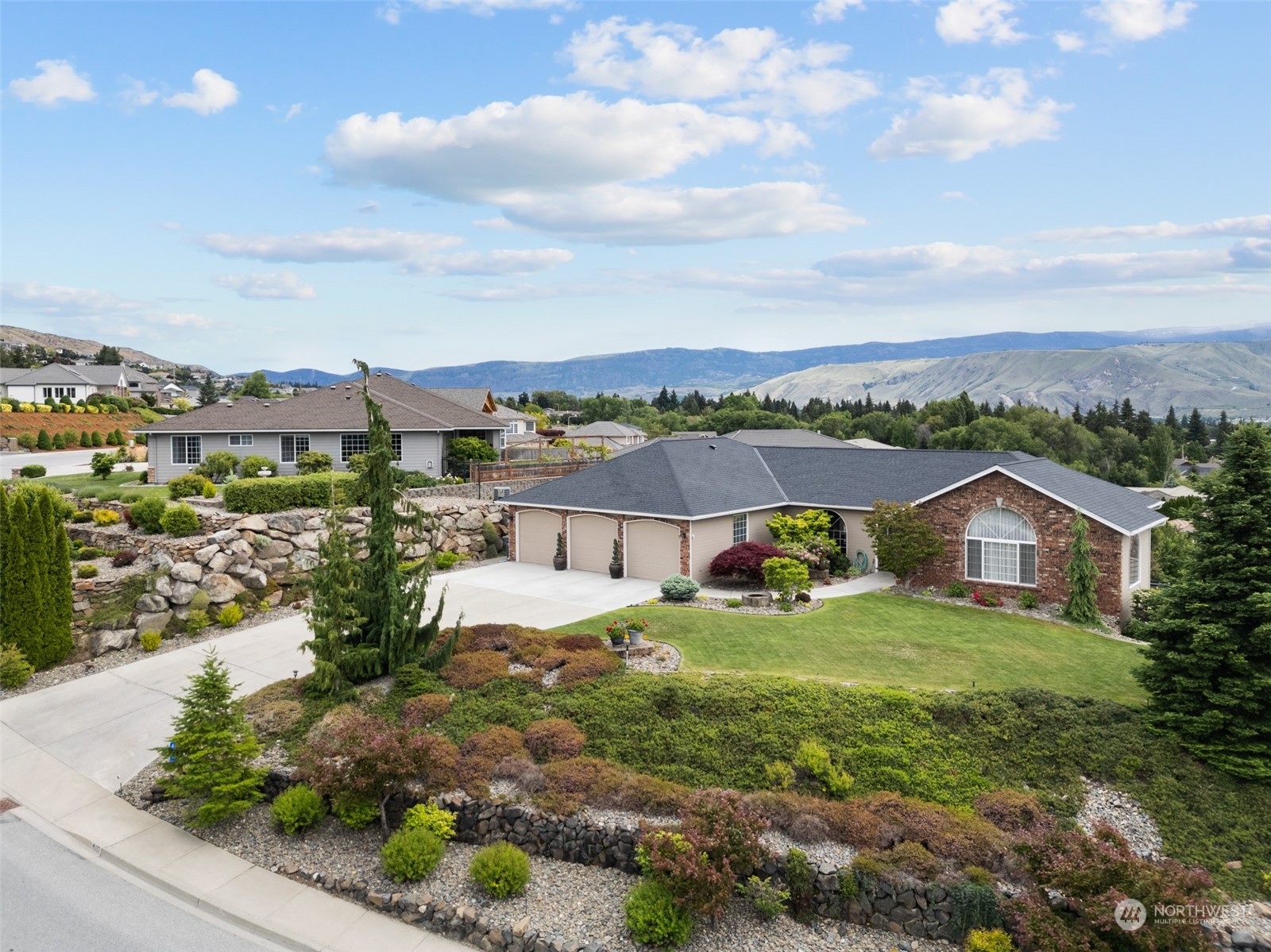 410 Stoneridge Drive