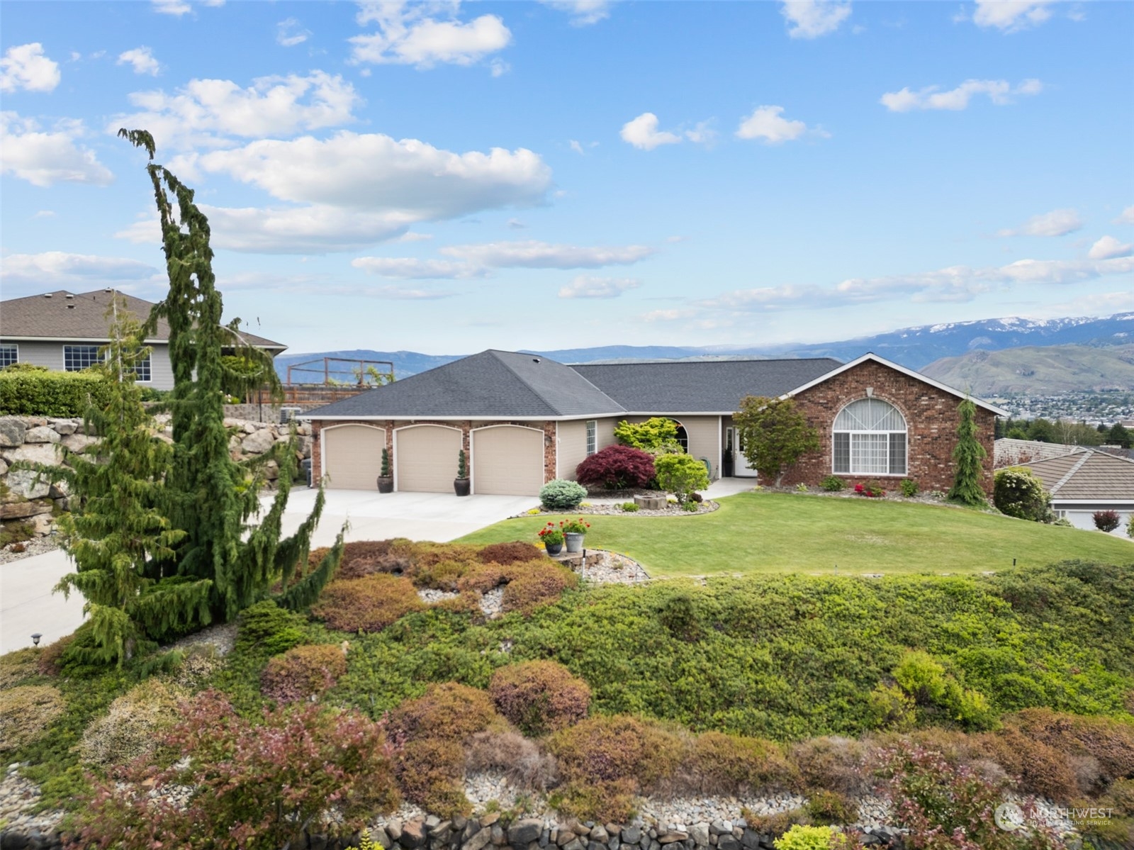 410 Stoneridge Drive