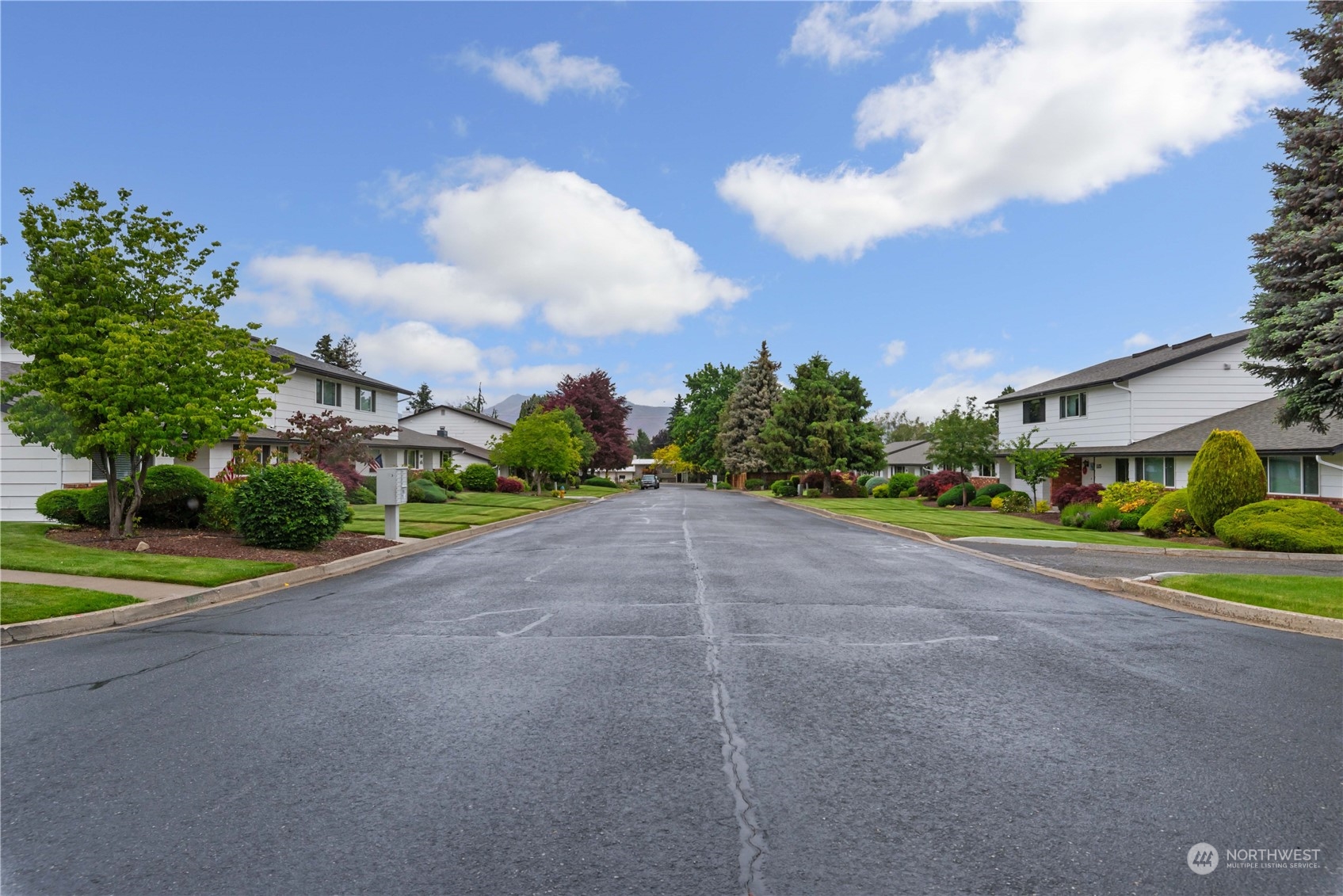 145 Quail Run Boulevard