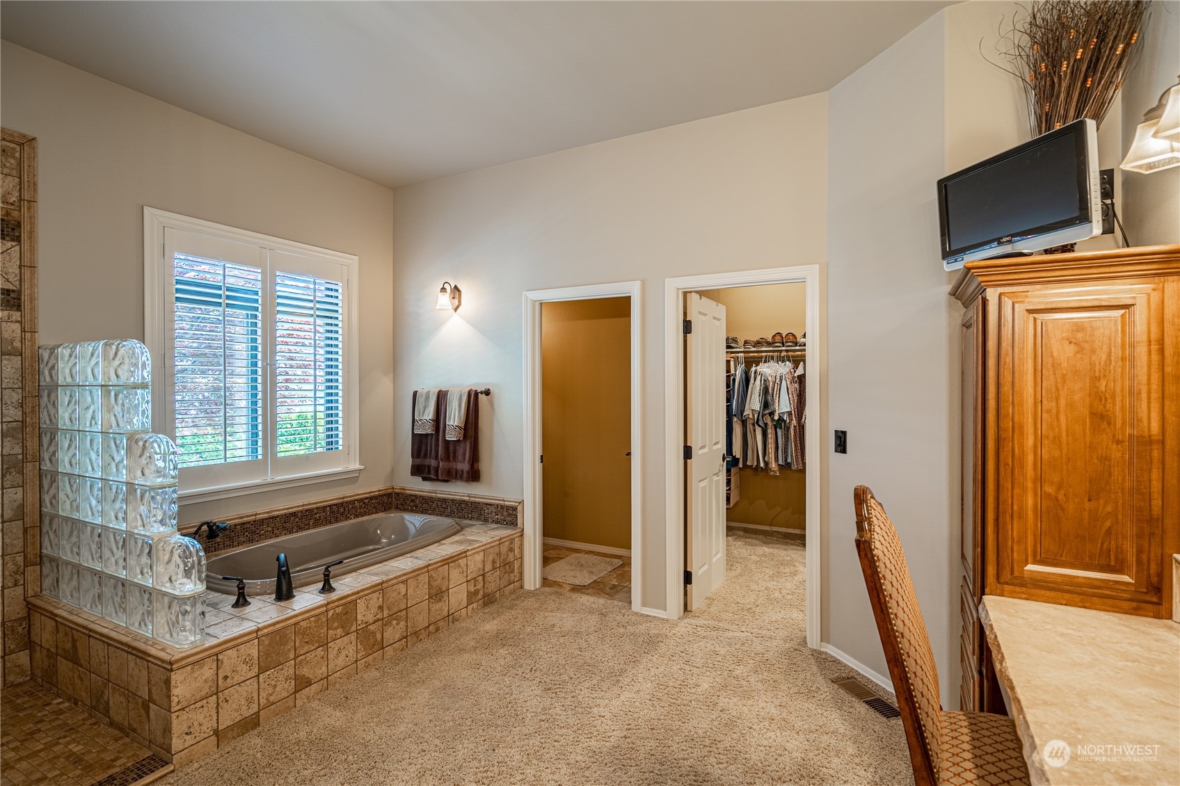 270 Bene Vista Lane