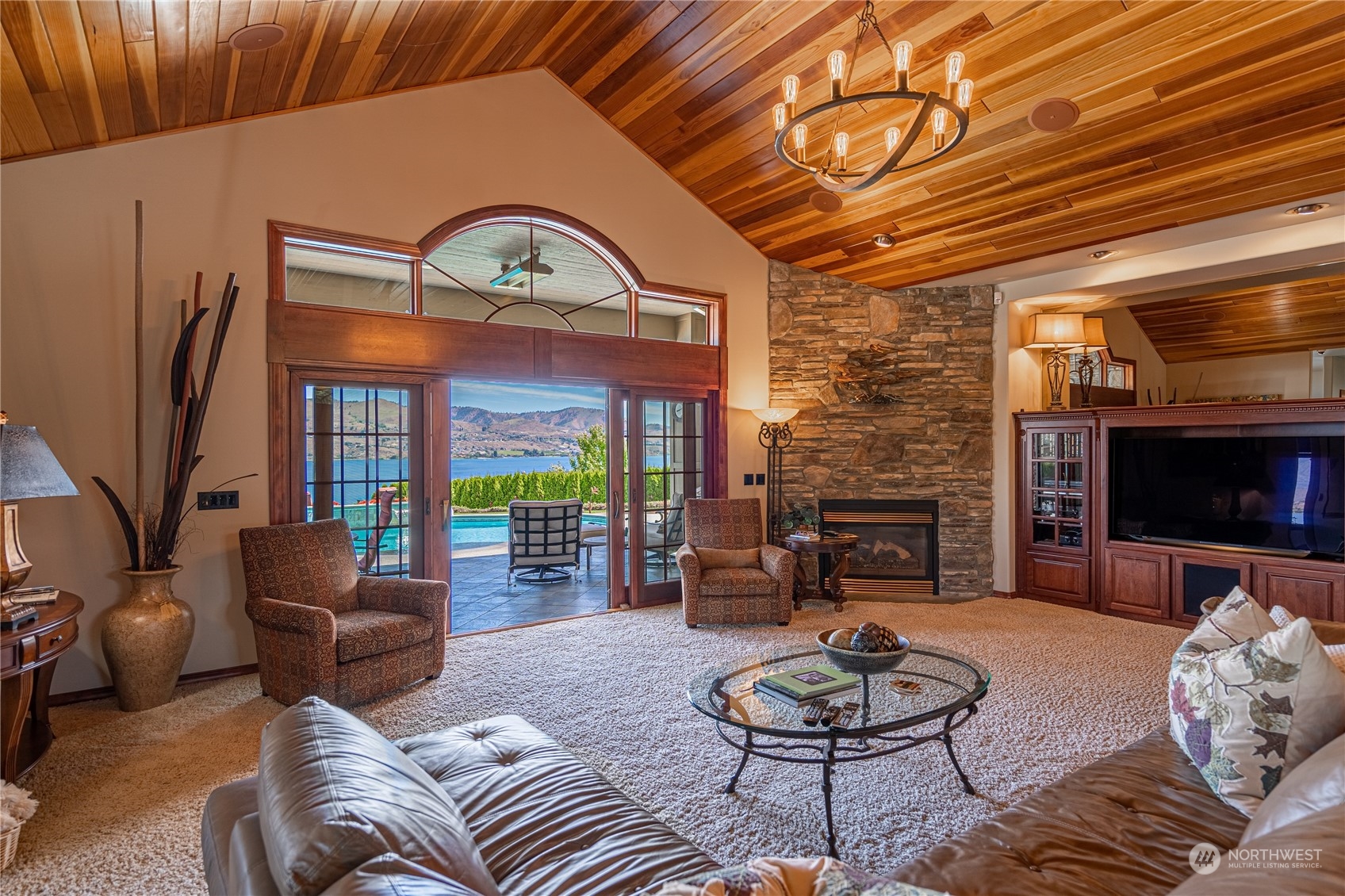 270 Bene Vista Lane