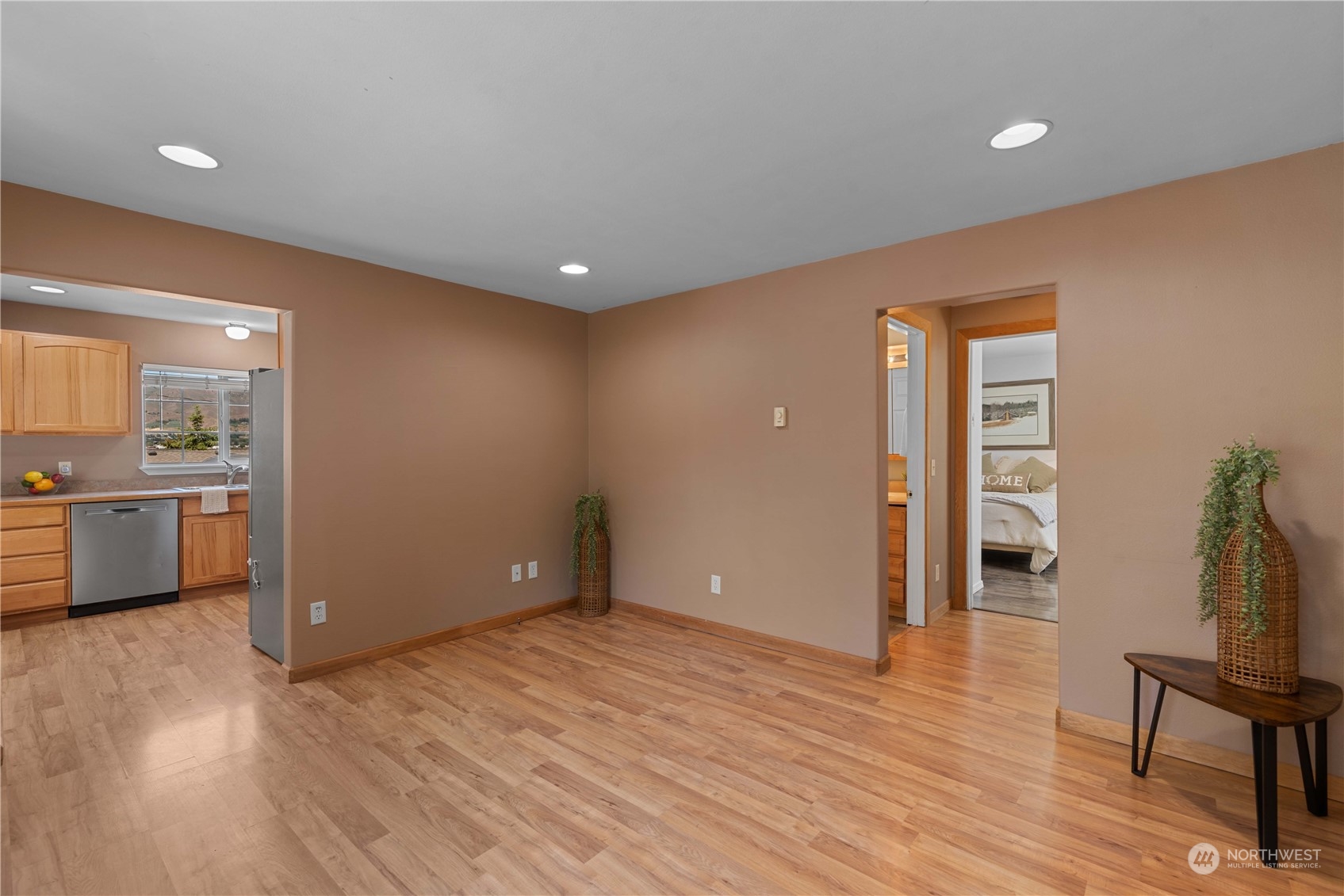 5 21st Street NW