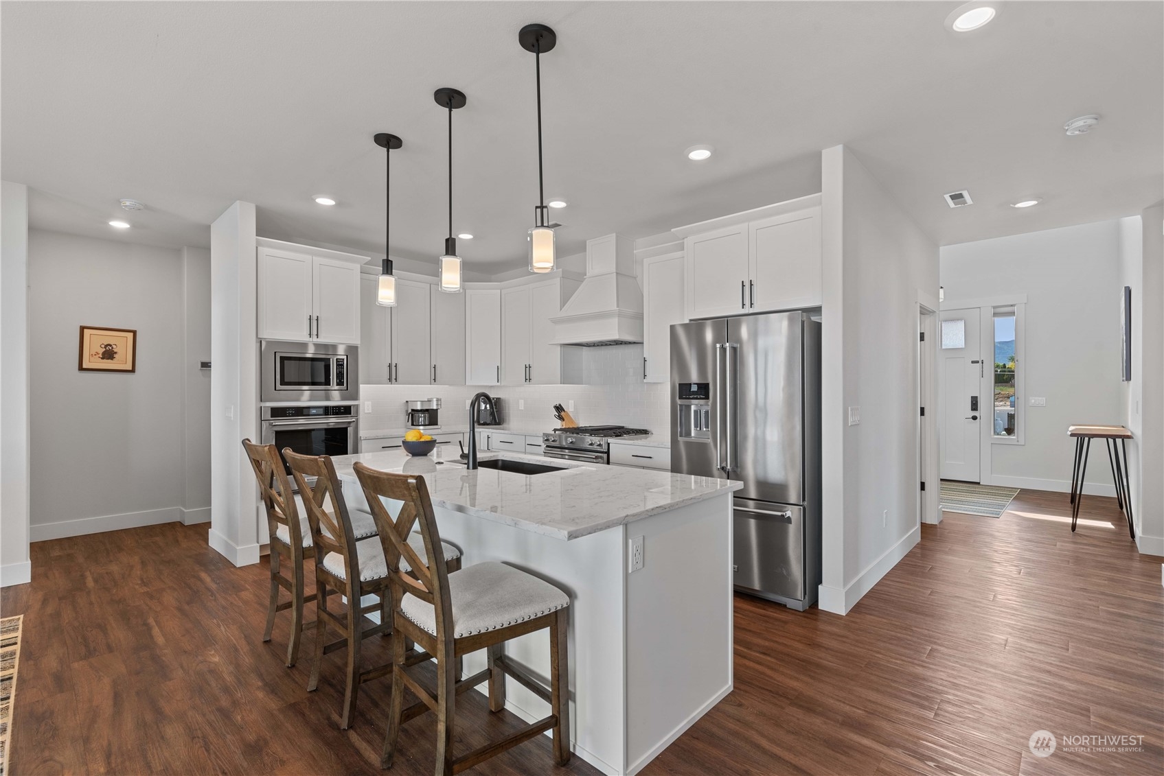 839 N Newport Loop