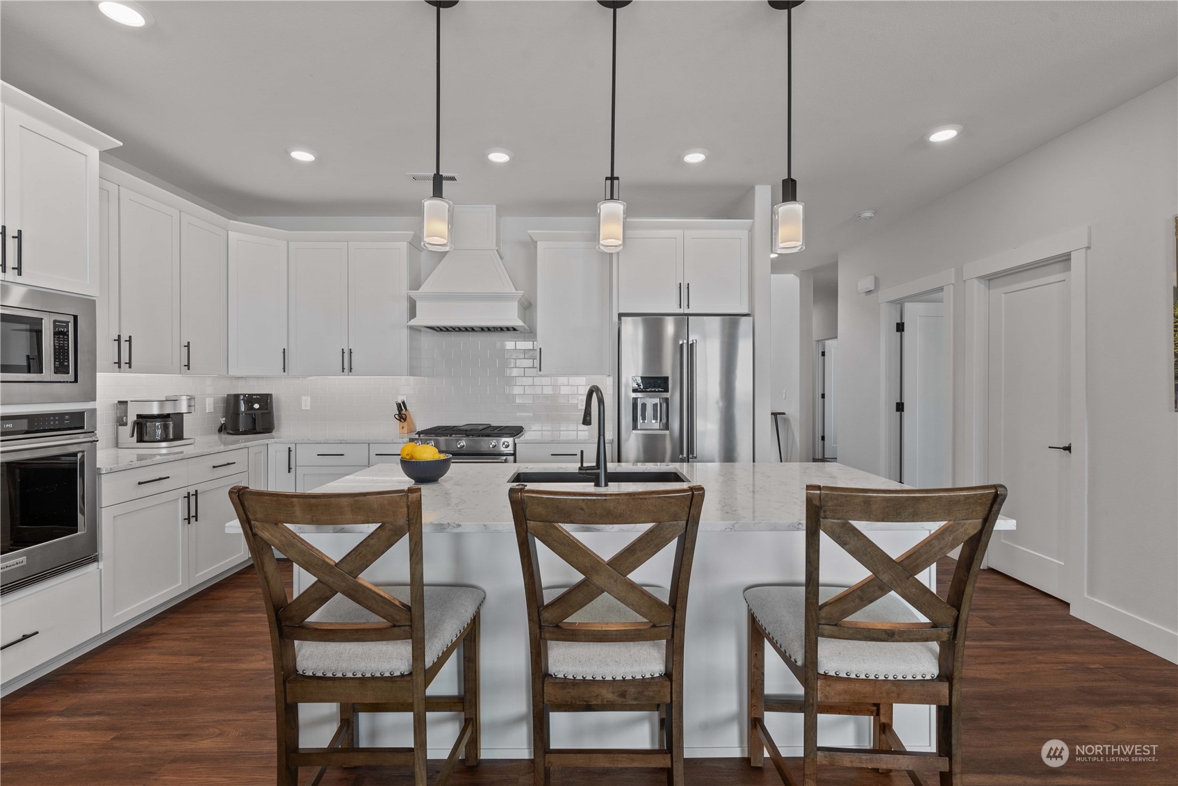839 N Newport Loop