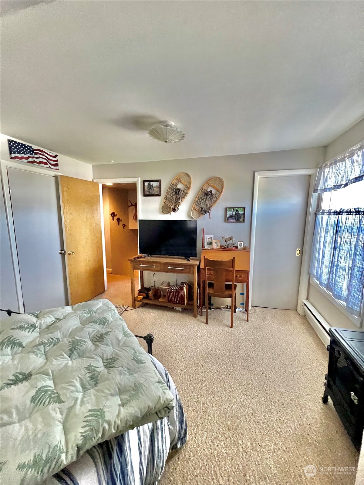 301 W Locust St