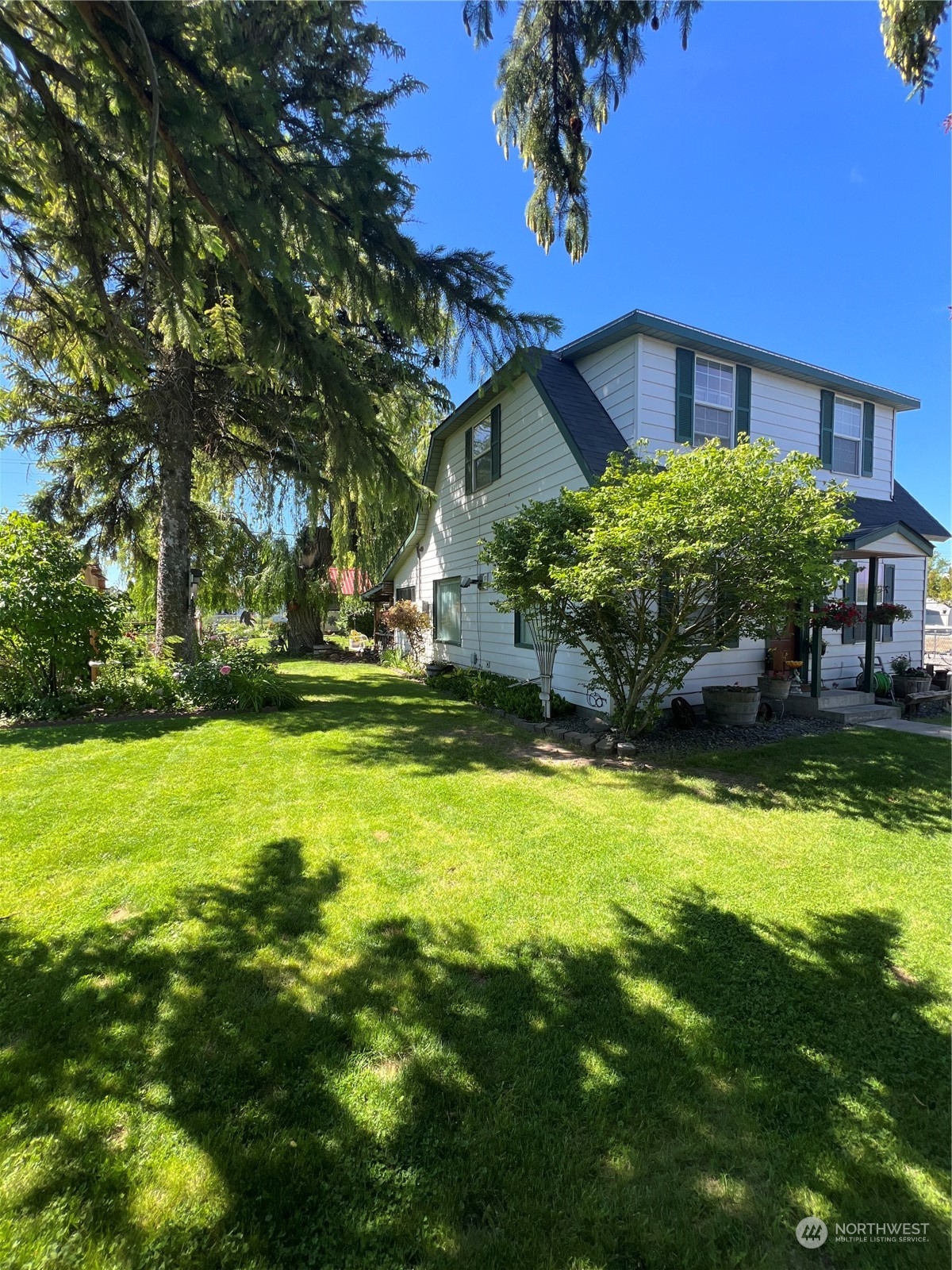 301 W Locust St
