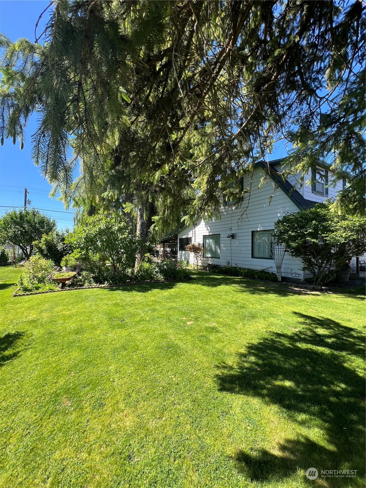301 W Locust St