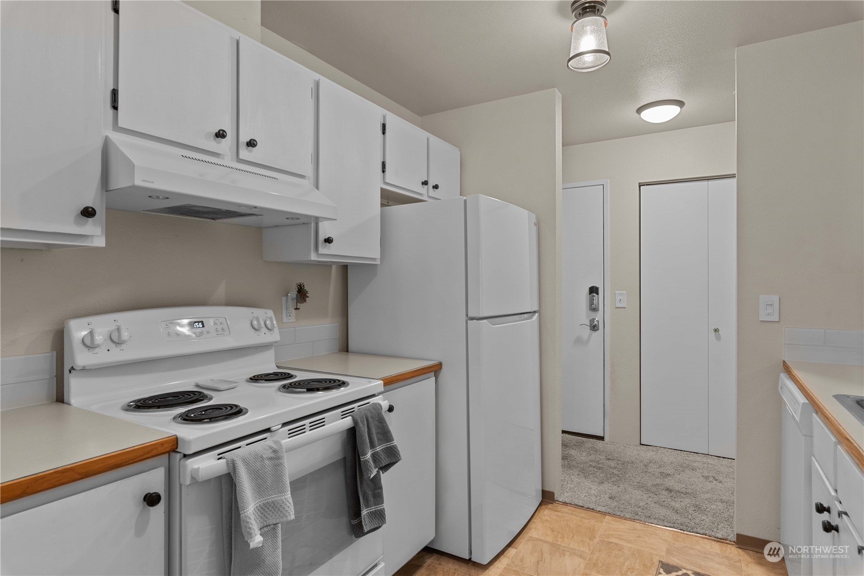 667 4th Street NE Unit: K 201