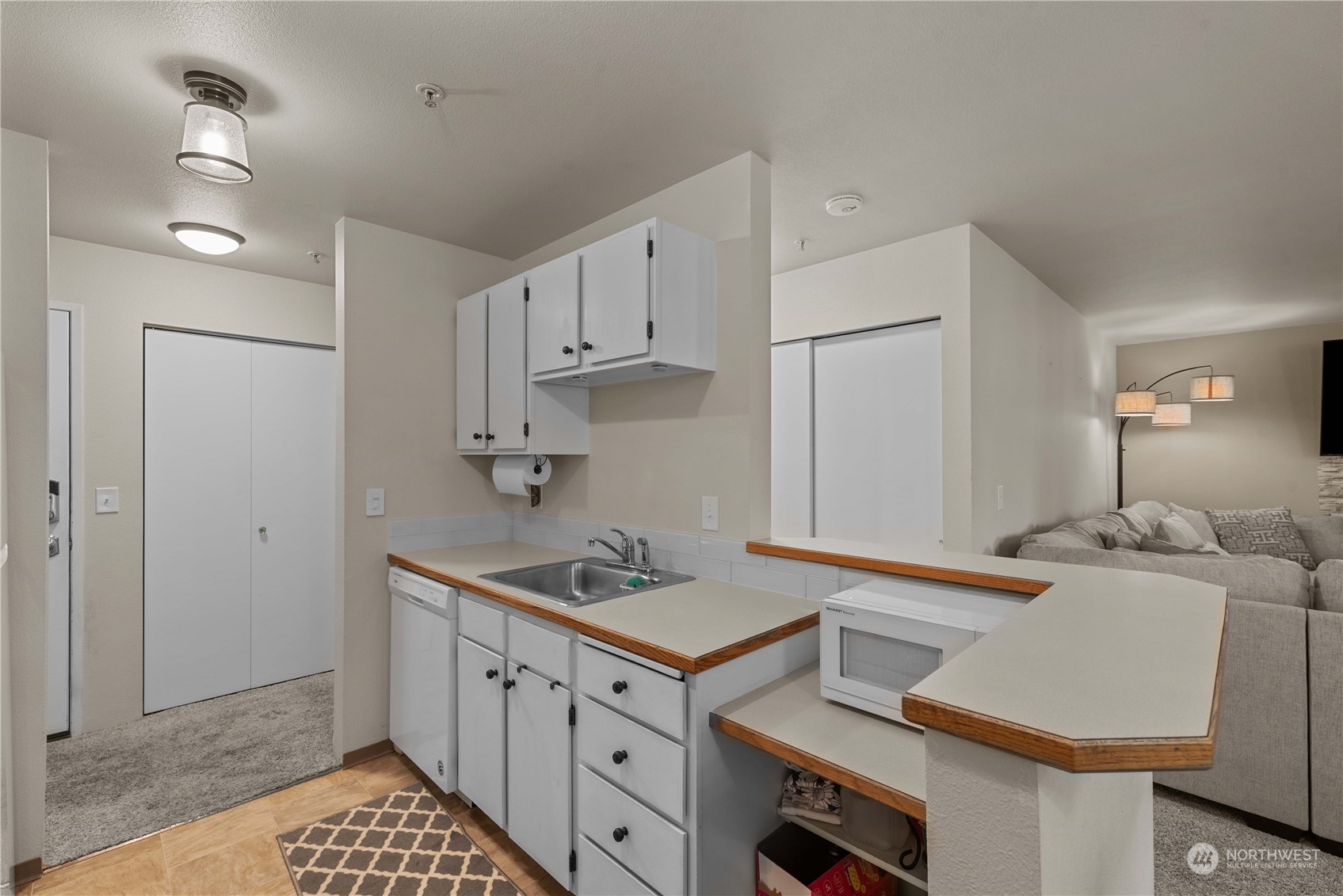 667 4th Street NE Unit: K 201