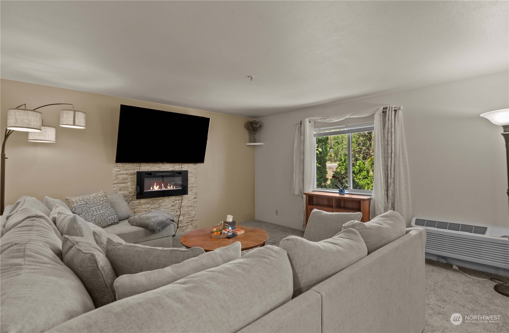 667 4th Street NE Unit: K 201