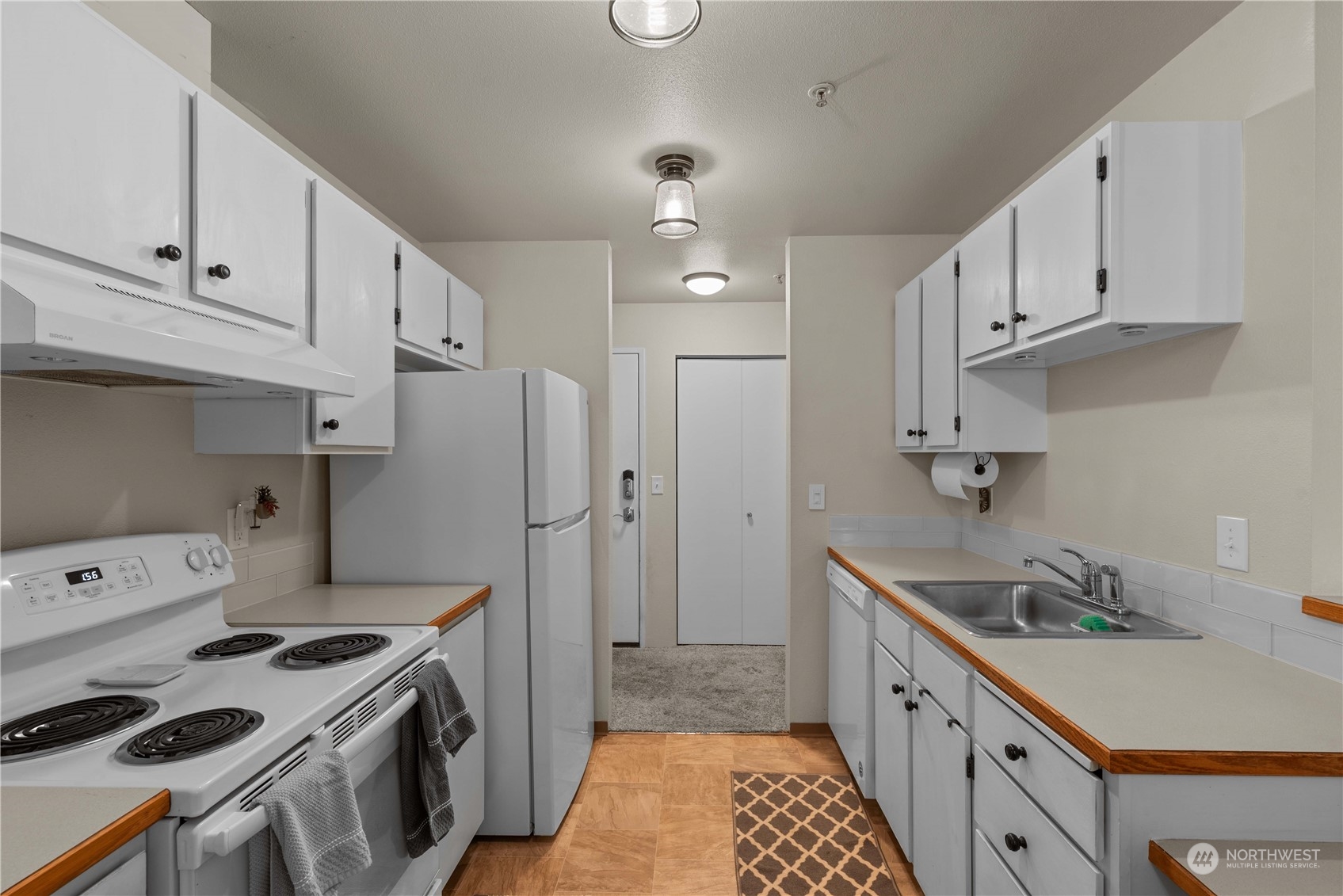 667 4th Street NE Unit: K 201