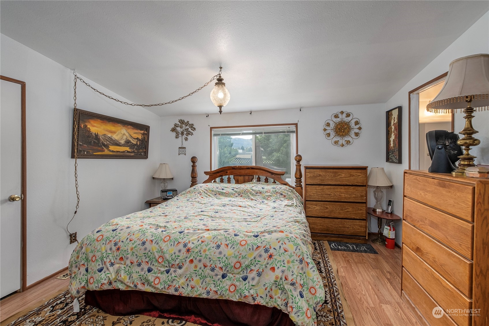 832 Garden Plaza
