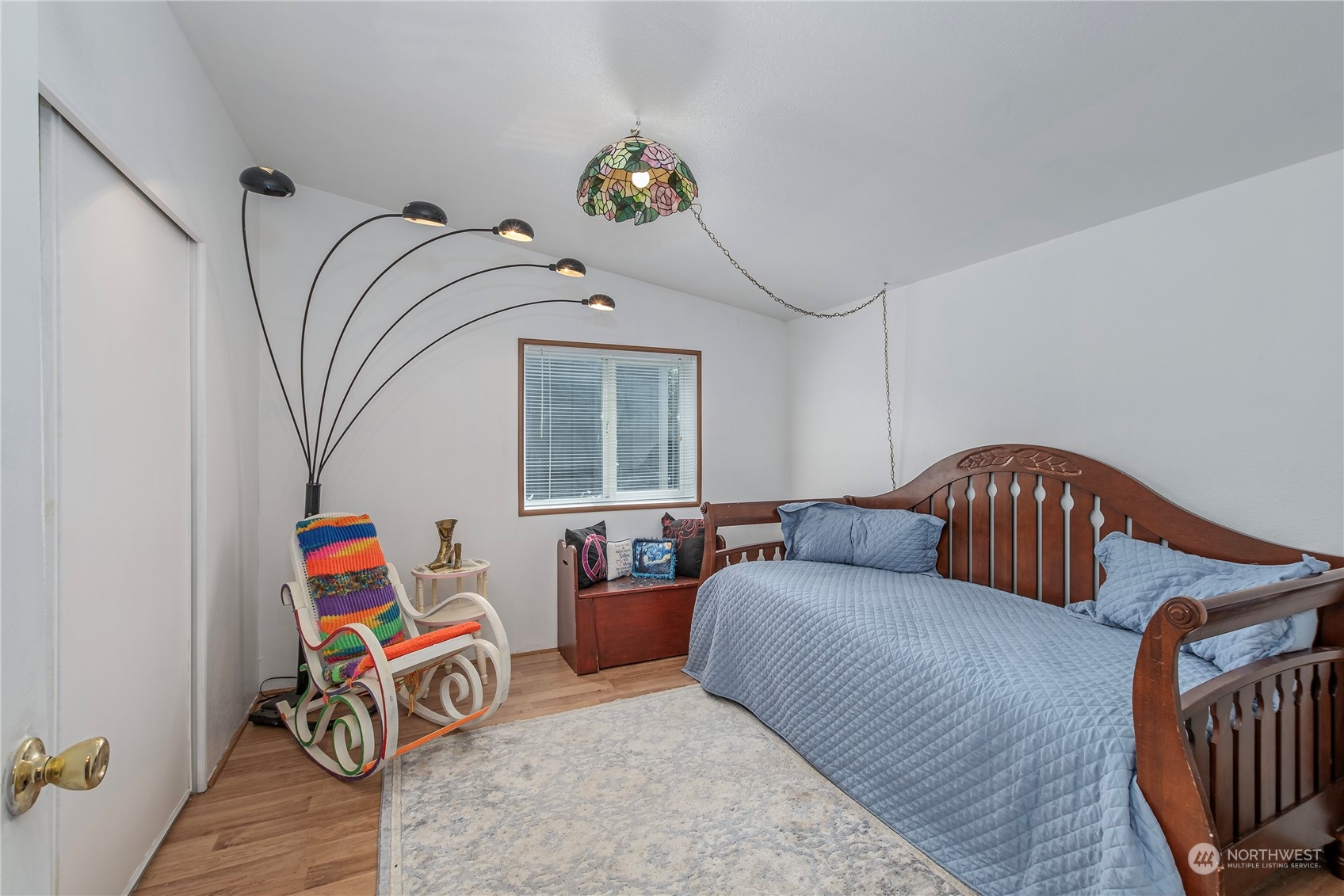 832 Garden Plaza