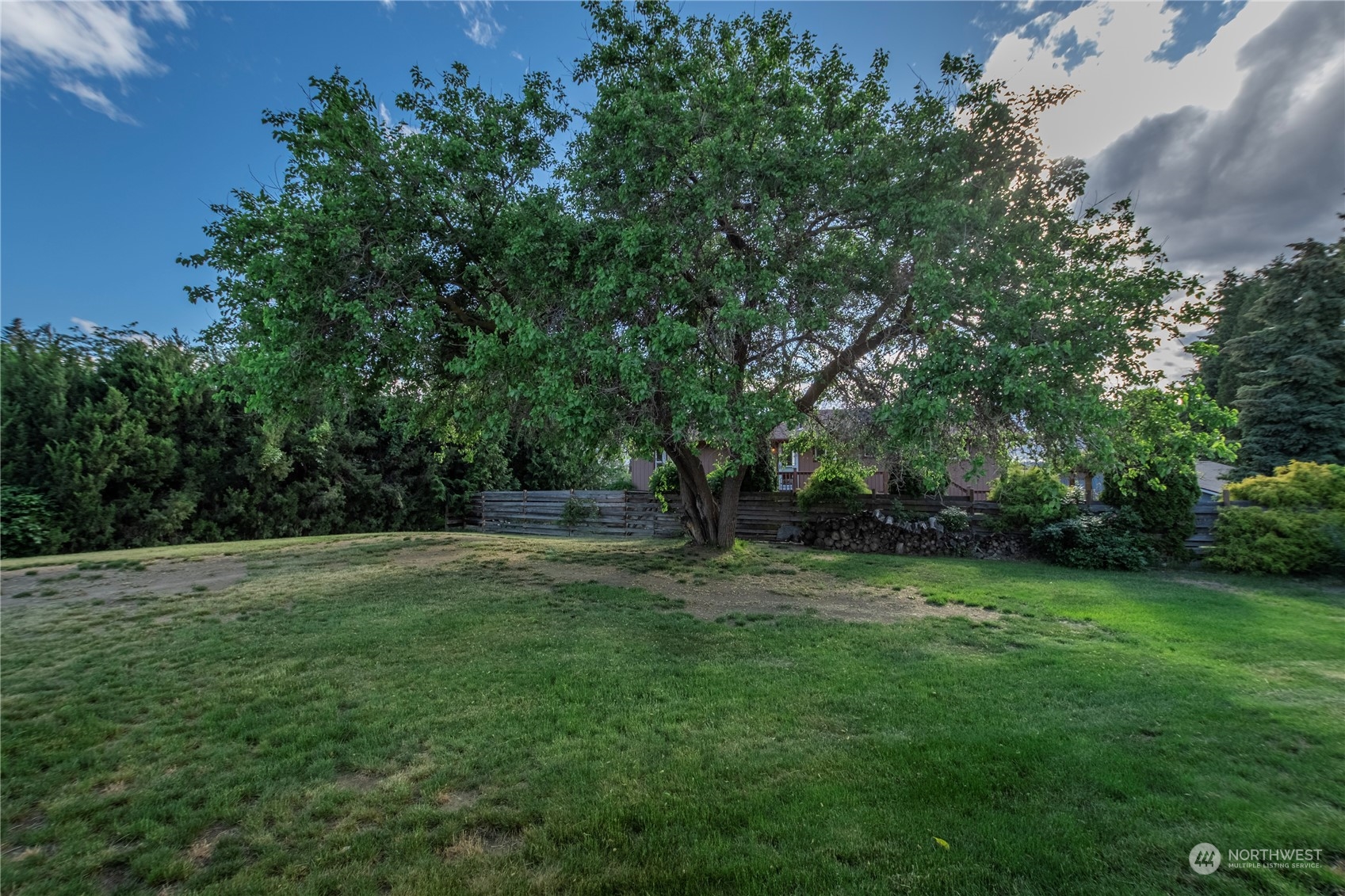 1410 N Capri Drive