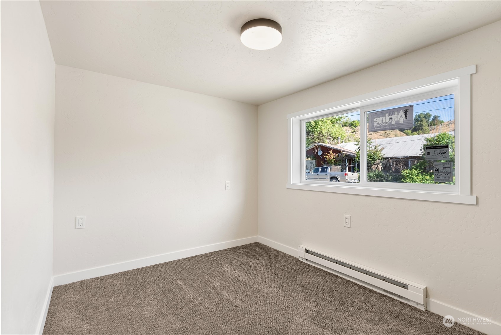 1 Fir Street S