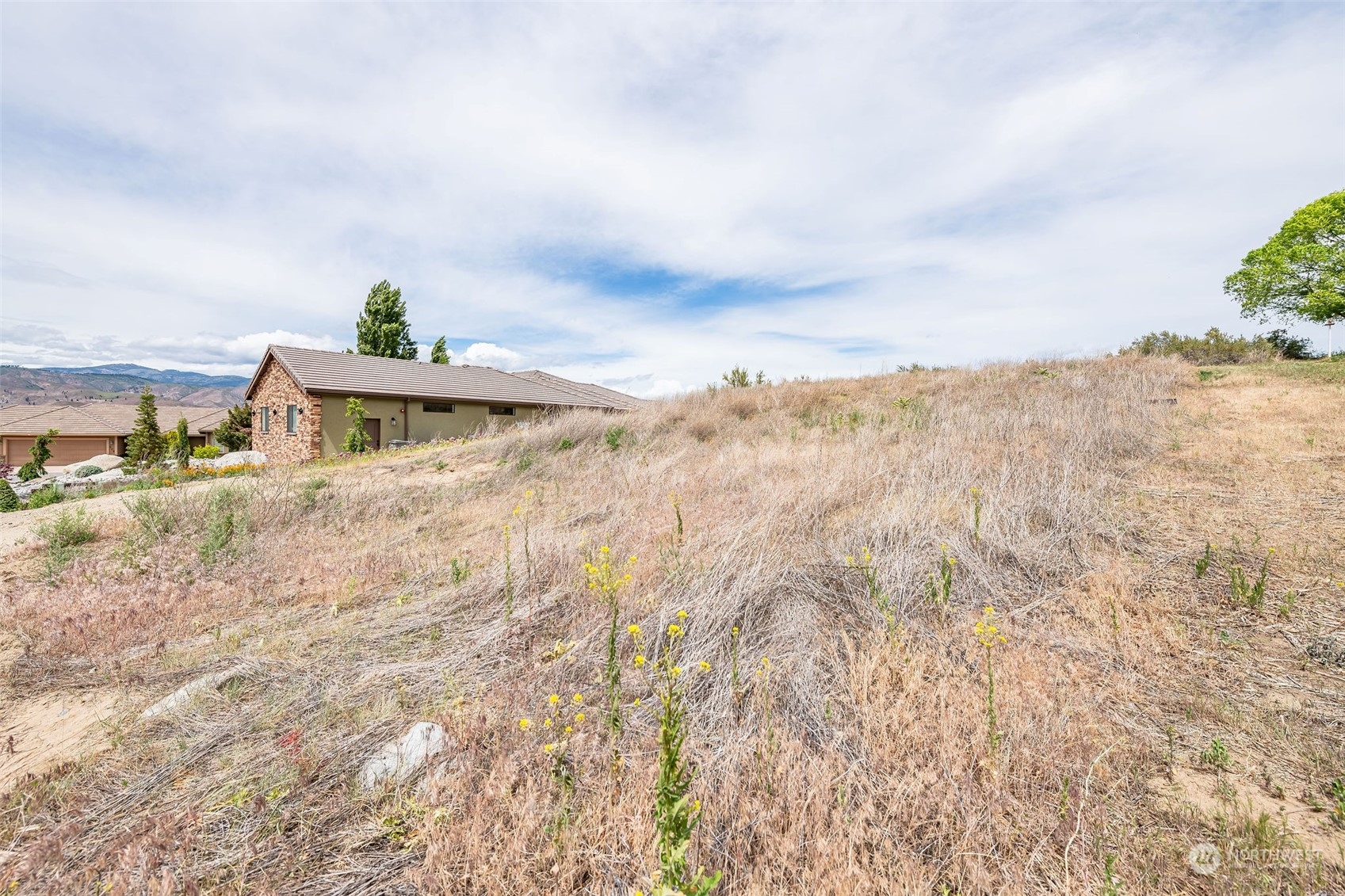 308 Desert View Place