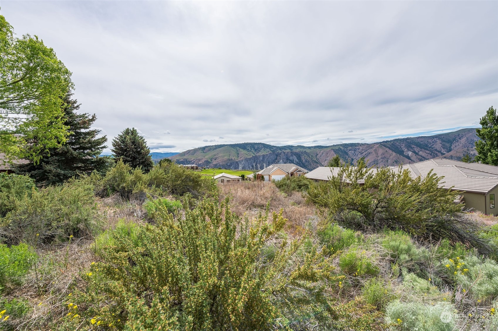 308 Desert View Place