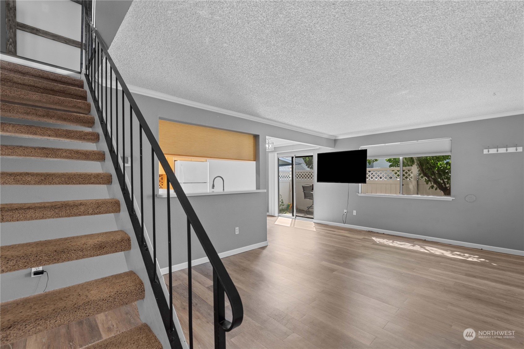 100 Simon Street SE Unit: 14