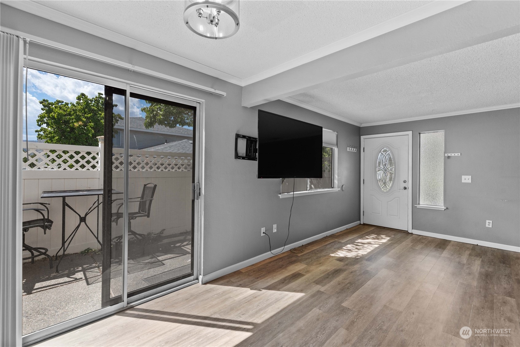 100 Simon Street SE Unit: 14