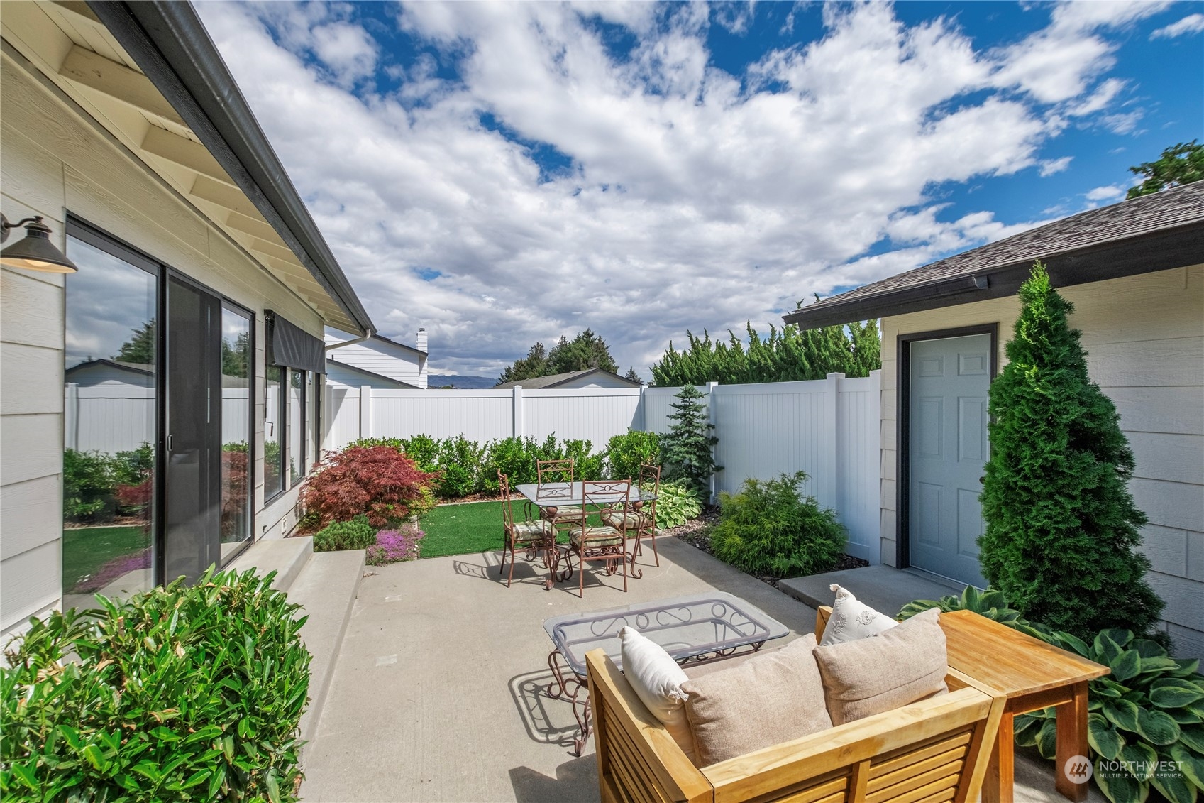 144 Quail Run Boulevard