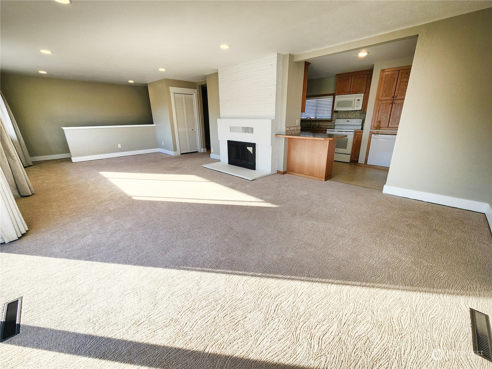 2023 Deerpath Drive