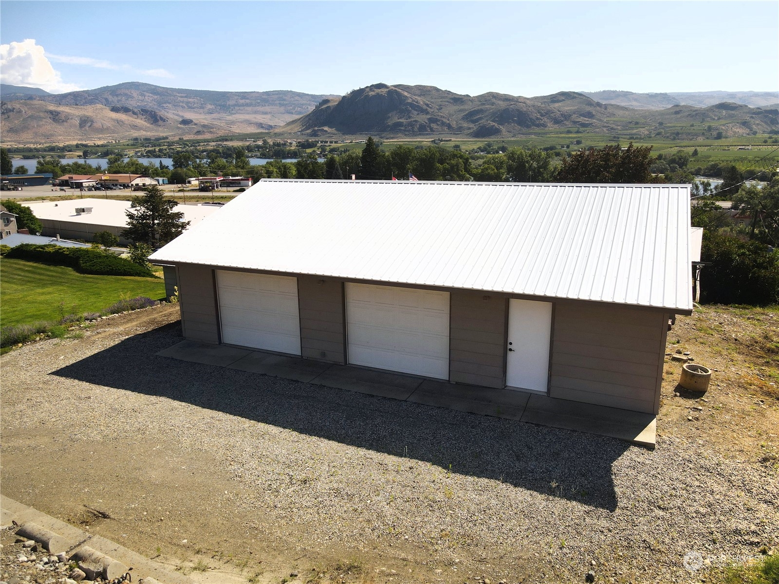 2023 Deerpath Drive