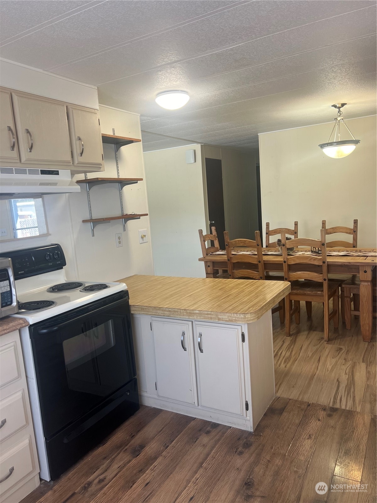 1311 Maple Street Unit: 2