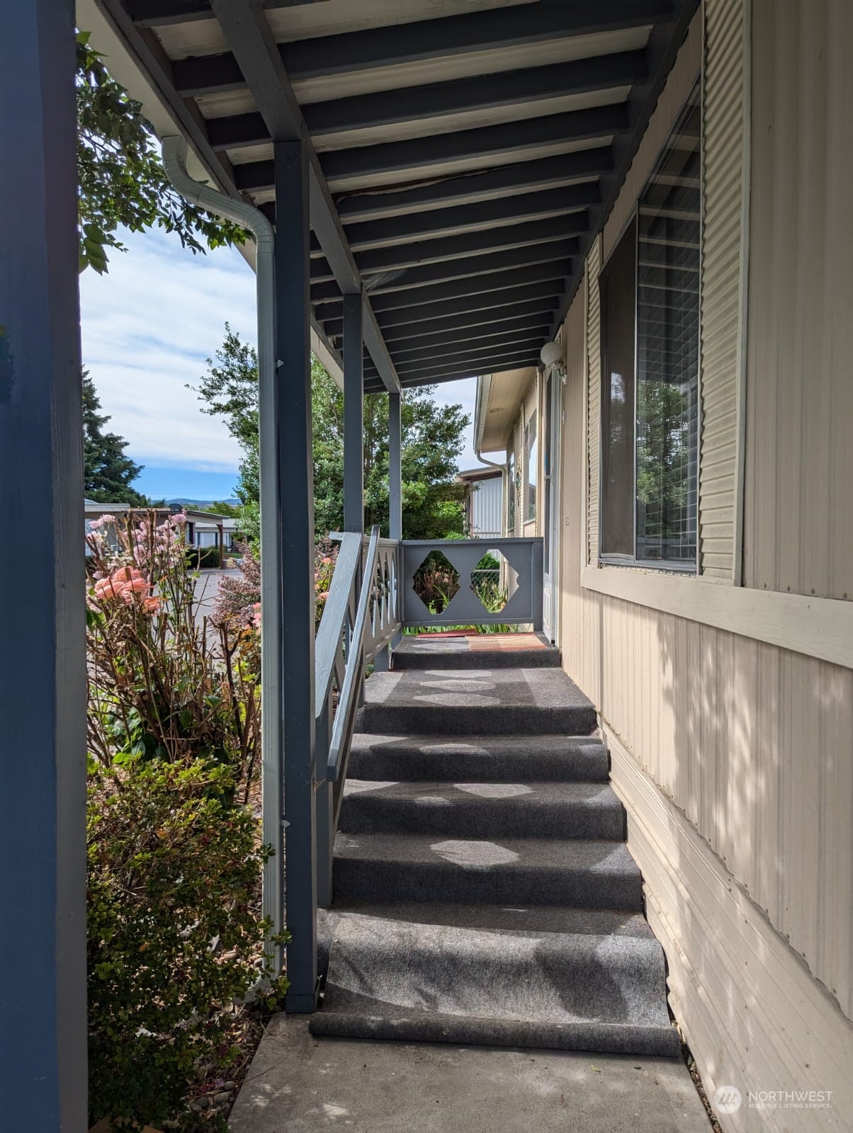 1311 Maple Street Unit: 2
